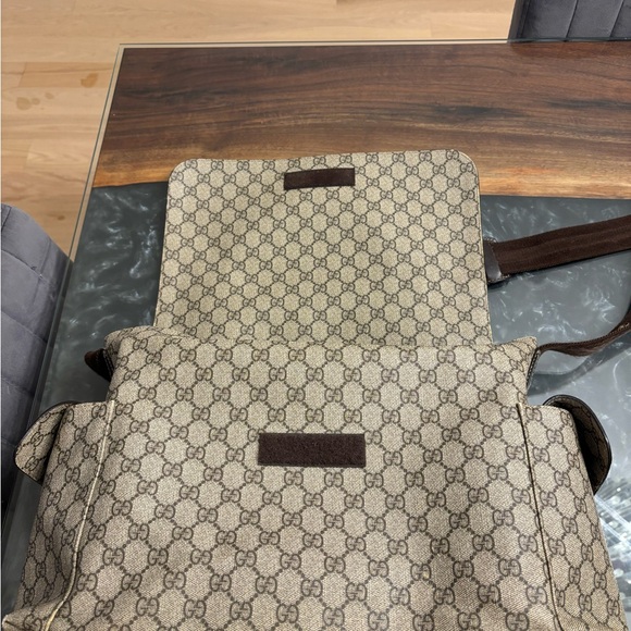 COPY - GG SUPREME MEDIUM DIAPER BAG - Picture 4 of 10